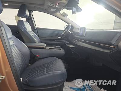 2023 Nissan Ariya PLATINUM+ e-4ORCE - zdjęcie 8 z 18 - miniatura