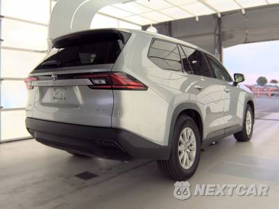 2025 Toyota Grand Highlander XLE - zdjęcie 4 z 30 - miniatura