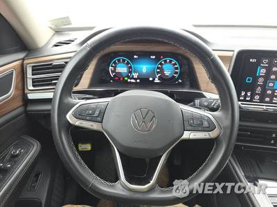 2025 Volkswagen Atlas 2.0T SE w/Technology - zdjęcie 10 z 33 - miniatura
