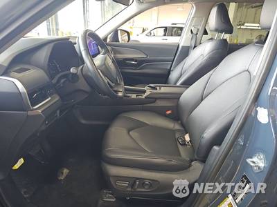 2025 Toyota Grand Highlander XLE - zdjęcie 7 z 34 - miniatura