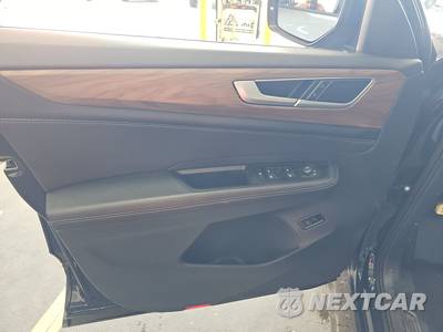 2025 Volkswagen Atlas 2.0T SE w/Technology - zdjęcie 9 z 41 - miniatura