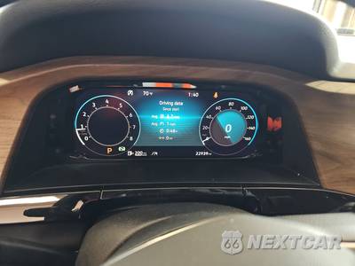 2025 Volkswagen Atlas 2.0T SE w/Technology - zdjęcie 12 z 41 - miniatura