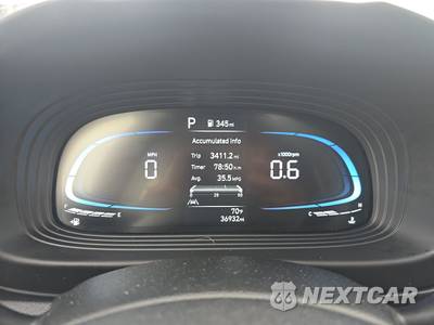 2025 Hyundai Venue SEL - zdjęcie 12 z 30 - miniatura