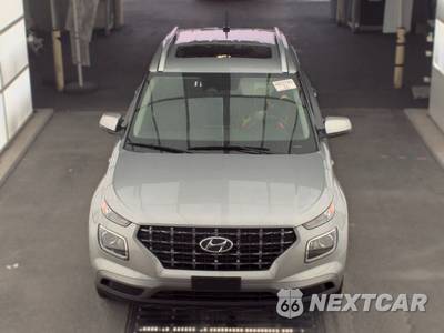 2025 Hyundai Venue SEL - zdjęcie 2 z 30 - miniatura
