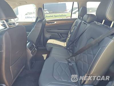 2025 Volkswagen Atlas 2.0T SE w/Technology - zdjęcie 13 z 19 - miniatura