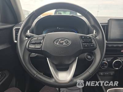 2025 Hyundai Venue SEL - zdjęcie 10 z 22 - miniatura