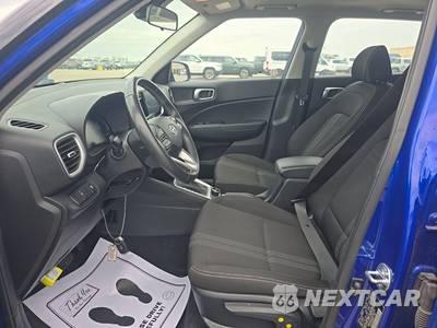 2025 Hyundai Venue SEL - zdjęcie 7 z 22 - miniatura