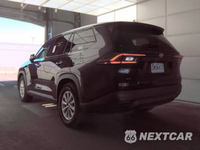 2025 Toyota Grand Highlander XLE - zdjęcie 6 z 24 - miniatura