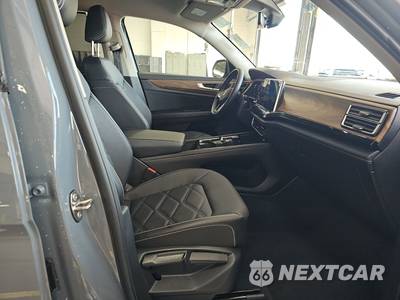2025 Volkswagen Atlas 2.0T SE w/Technology - zdjęcie 8 z 33 - miniatura