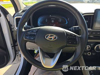 2025 Hyundai Venue SEL - zdjęcie 10 z 24 - miniatura