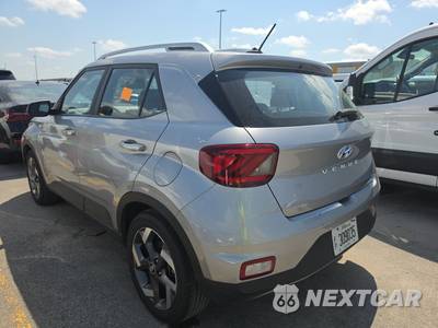 2025 Hyundai Venue SEL - zdjęcie 6 z 26 - miniatura
