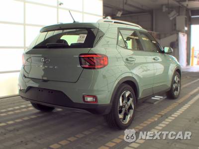 2025 Hyundai Venue SEL - zdjęcie 4 z 27 - miniatura