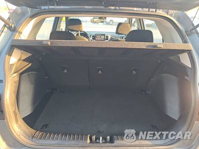 2025 Hyundai Venue SEL - zdjęcie 16 z 20 - miniatura