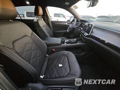 2025 Volkswagen Atlas Cross Sport 2.0T SE w/Technology - zdjęcie 8 z 25 - miniatura