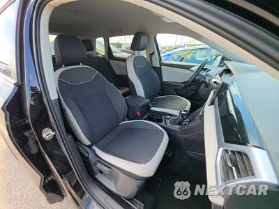 2025 Volkswagen Taos SE - zdjęcie 8 z 30 - miniatura