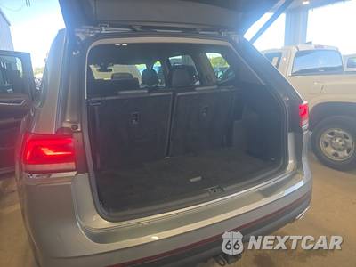 2025 Volkswagen Atlas 2.0T SE w/Technology - zdjęcie 17 z 21 - miniatura