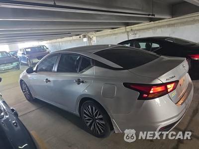 2023 Nissan Altima SV - zdjęcie 8 z 23 - miniatura