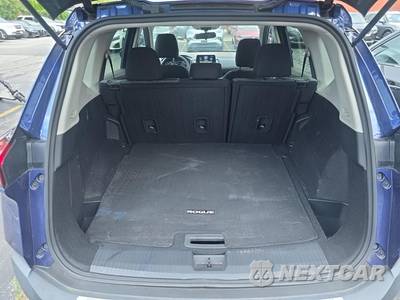 2023 Nissan Rogue SV - zdjęcie 17 z 27 - miniatura