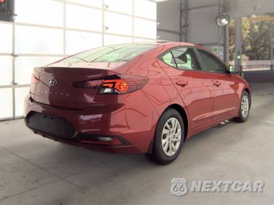 2019 Hyundai Elantra SE Sedan - zdjęcie 4 z 31 - miniatura