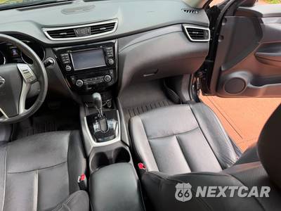 2015 Nissan Rogue SL - zdjęcie 30 z 98 - miniatura