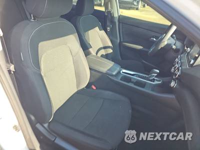 2020 Nissan Sentra S - zdjęcie 8 z 34 - miniatura