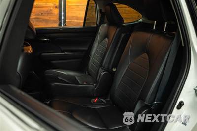 2020 Toyota Highlander XLE - zdjęcie 11 z 30 - miniatura