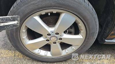 2011 Mercedes-Benz ML 350 - zdjęcie 36 z 45 - miniatura