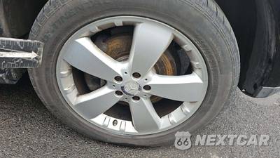 2011 Mercedes-Benz ML 350 - zdjęcie 28 z 45 - miniatura
