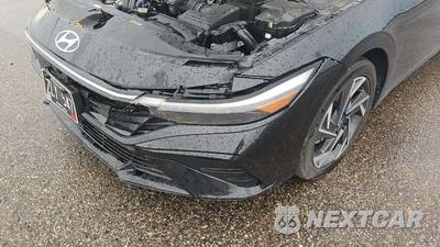 2024 Hyundai Elantra Limited - zdjęcie 30 z 33 - miniatura