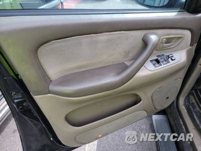 2006 Toyota Sequoia SR5 - zdjęcie 9 z 33 - miniatura