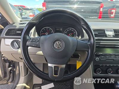2015 Volkswagen Passat 1.8T Wolfsburg Edition - zdjęcie 10 z 34 - miniatura