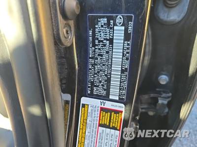 2019 Toyota Avalon Hybrid XLE - zdjęcie 18 z 23 - miniatura