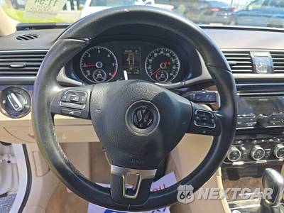 2014 Volkswagen Passat TDI SEL Premium - zdjęcie 10 z 39 - miniatura