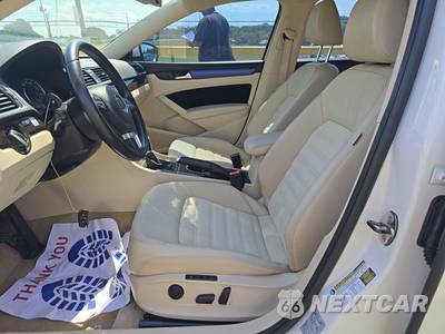 2014 Volkswagen Passat TDI SEL Premium - zdjęcie 7 z 39 - miniatura