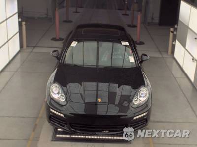 2016 Porsche Panamera Edition - zdjęcie 2 z 37 - miniatura