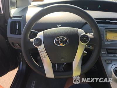 2012 Toyota Prius Plug-In Hybrid - zdjęcie 10 z 21 - miniatura