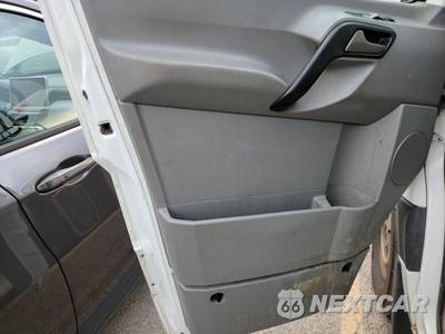 2015 Mercedes-Benz Sprinter 2500 Cargo Van Standard Roof 144.3" WB - zdjęcie 9 z 43 - miniatura