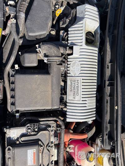 2013 Toyota Prius Two - zdjęcie 11 z 14 - miniatura