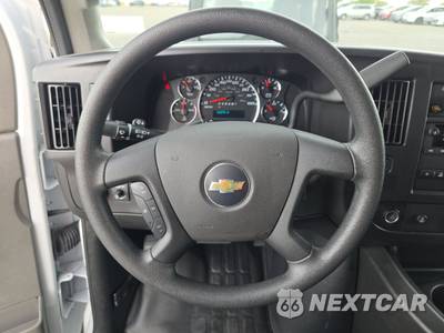 2025 Chevrolet Express 2500 Cargo Van 1WT 135.0" WB - zdjęcie 10 z 31 - miniatura