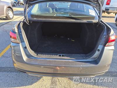 2025 Nissan Versa SV - zdjęcie 16 z 31 - miniatura