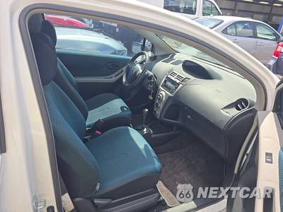 2007 Toyota Yaris Hatchback - zdjęcie 8 z 18 - miniatura
