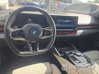 2026 BMW i5 eDrive40 M SPORT LINE - zdjęcie 12 z 26 - miniatura