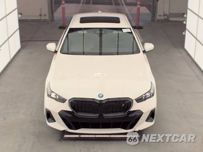 2026 BMW i5 eDrive40 M SPORT LINE - zdjęcie 2 z 26 - miniatura