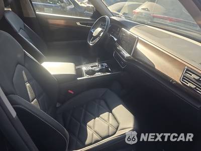 2025 Volkswagen Atlas 2.0T SE w/Technology - zdjęcie 8 z 27 - miniatura