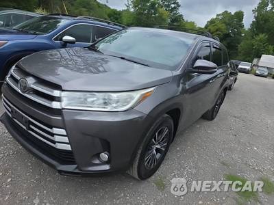 2017 Toyota Highlander LE Plus - zdjęcie 1 z 21 - miniatura