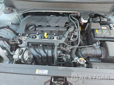 2025 Hyundai Venue SEL - zdjęcie 22 z 43 - miniatura