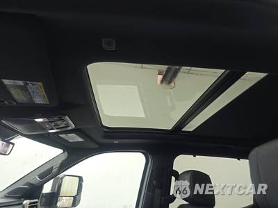 2026 Toyota Tundra i-FORCE MAX Platinum Crew Cab Short Bed - zdjęcie 14 z 17 - miniatura