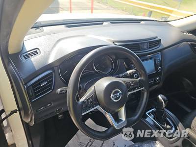2018 Nissan Rogue S - zdjęcie 11 z 18 - miniatura