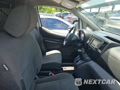 2017 Nissan NV200 Compact Cargo SV 115.2" WB - zdjęcie 8 z 47 - miniatura