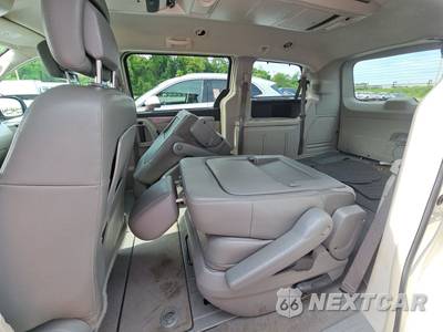 2011 Volkswagen Routan SE w/Rear Seat Entertainment 121.2" WB - zdjęcie 13 z 30 - miniatura